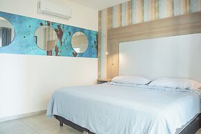 Pacifika Apartments
