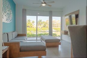 Pacifika Apartments