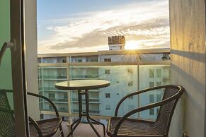 Pacifika Apartments