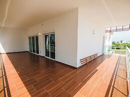 Pacifika Apartments