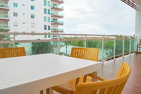 Pacifika Apartments