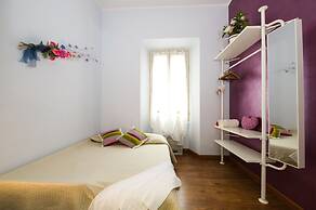 HOME CANDIA