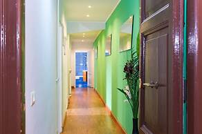 HOME CANDIA
