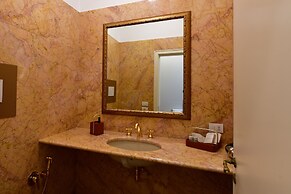 Sisuites