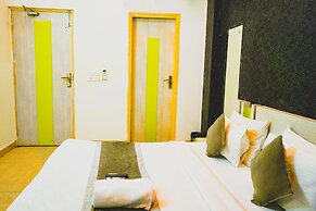 Hotel Cladis by Quadis - Sector 15 Noida