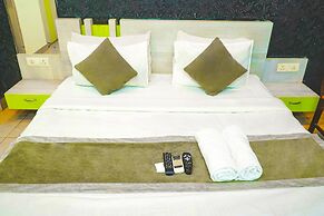 Hotel Cladis by Quadis - Sector 15 Noida