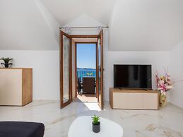 Villa Ana Apartments