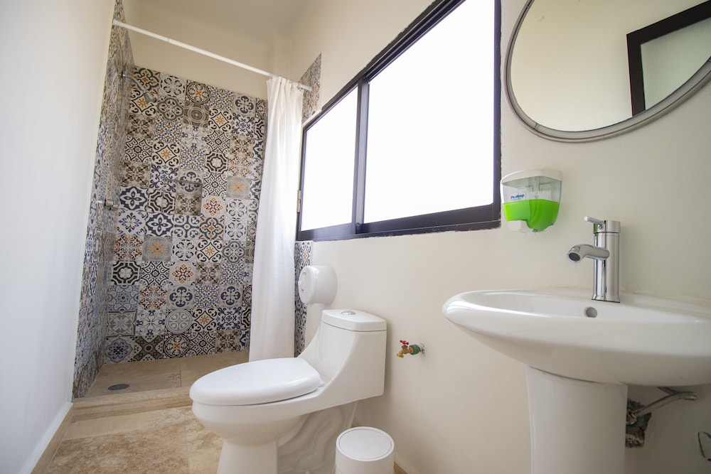HOSTAL 170