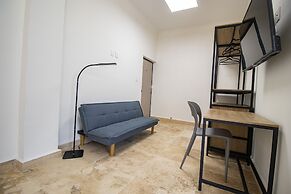 HOSTAL 170