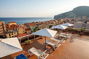 Hotel Careni Villa Italia
