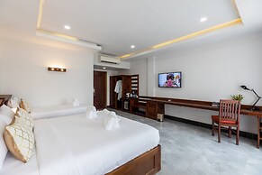 Blanc Smith Hotel