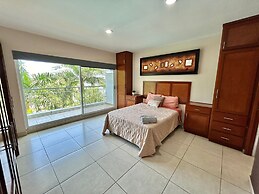 Costa Veleros Apartments