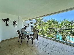 Costa Veleros Apartments