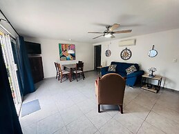 Meson del Capitan Apartments