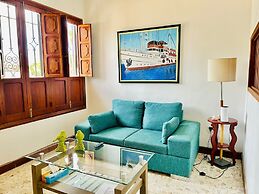 Meson del Capitan Apartments