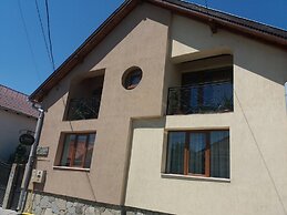 Step Inn