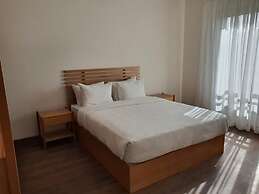 Vesta - Luxury Apt - 3br - Cfc IV