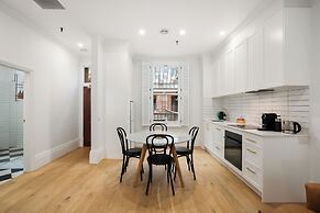 Gordon House Apartments