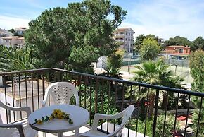 Bella Maria Apartments & Pool Club