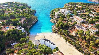 Bella Maria Apartments & Pool Club