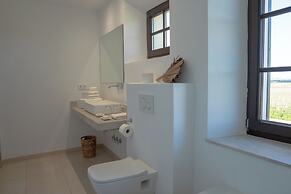 Vino Resort Son Amaret