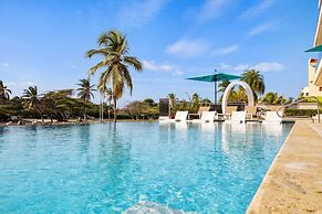 O Condominium Beachfront Residences