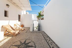 Arte Lindos Suites