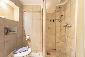 Arte Lindos Suites