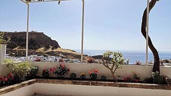 Arte Lindos Suites