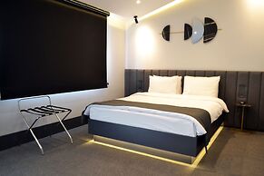 MELLDAY HOTEL
