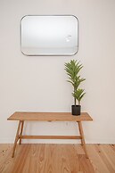 Liiiving - Modern & Glam Apartment M