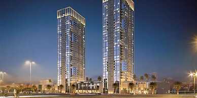 Stunning 2BR with Balcony-Canal View