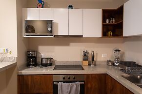 NEW - 2BR Cozy Apartment PARAMAR