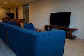 NEW - 2BR Cozy Apartment PARAMAR