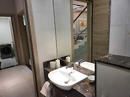 Mirdif Hills Apartaments