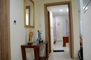 Mirdif Hills Apartaments