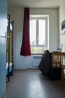 Auberge de Jeunesse HI Genets