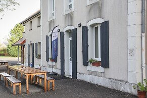 Auberge de Jeunesse HI Genets