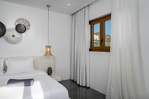 Leon Luxury Suites