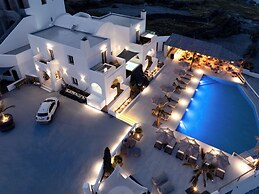 Leon Luxury Suites