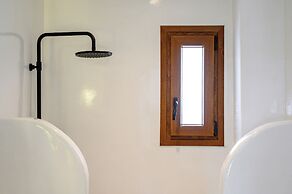 Leon Luxury Suites