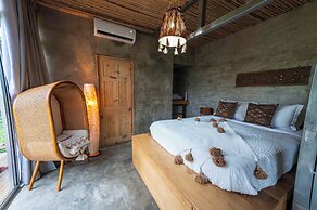 Casa Lamia