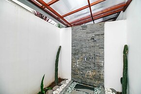 Villa Green Pearl