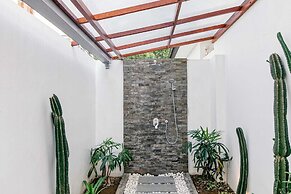 Villa Green Pearl
