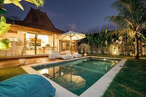 Villa Ketenangan