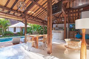 Villa Ketenangan