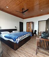Atulya Neer Hotel