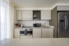 Glamorous 3BR with Marina view