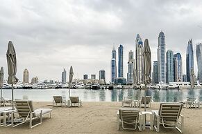Glamorous 3BR with Marina view