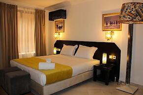 MAJOREL PEARL  Restaurant Piscine SPA
